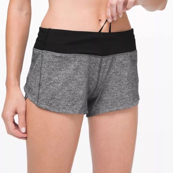 LULULEMON Speed Up Low rise shorts 2.5" lined Sz 10 MBHL BLK NWT$68 - Picture 1 of 5